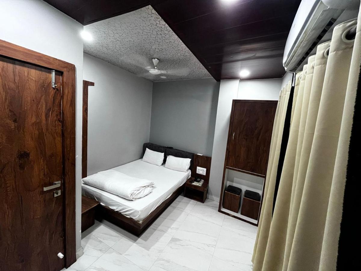 Hotel Shankar Ujjain Exterior photo